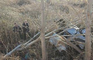 Bayramiç’te dere yatağına uçan otomobildeki...