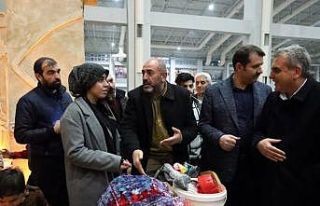 Beyazgül ile Vali Ayhan’dan depremzedelere ziyaret