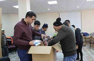 Beylikova Kaymakamı Atak, ilçede toplanan yardımları...