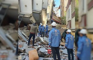 Bingöl’den deprem bölgesine 796 personel gönderildi