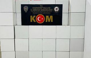 Bir araçtan 1 milyon 500 bin makaron ele geçirildi