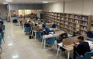 Buharkentli gençlerin belediye kütüphanesine ilgisi...