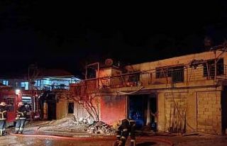 Burdur’da biri metruk 2 ev yangında kullanılamaz...