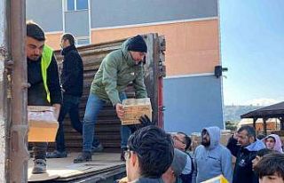Burhaniyeli yardım ekibi Hataylı depremzedelere...