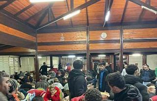 Büyükşehir, deprem sonrası yaklaşık 8 bin depremzedeye...