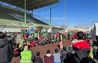 Büyükşehir, depremzede vatandaşlara psikolojik...