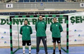 Büyükşehir hentbol 3 yeni transferle gücüne güç...