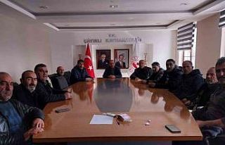 Çayırlı’da muhtarlar maaşlarını depremzedeler...