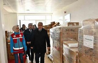 Çorlu ve Ergene’den depremzedelere yardımlar sürüyor