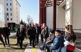 Denizli depremin yaralarını birlikte sarıyor