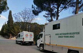 Denizli’den deprem bölgesine cenaze araçları...