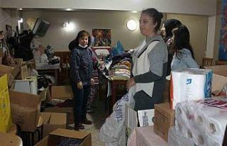 Deprem bölgelerine yardımlar artarak sürüyor