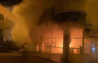 Deprem bölgesinde fırın yandı