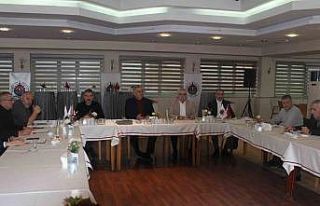 Deprem bölgesine ev yapılması görüşüldü