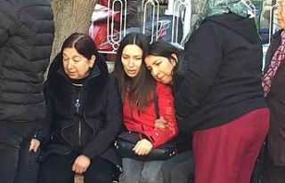 Depremde hayatını kaybeden genç öğretmene veda