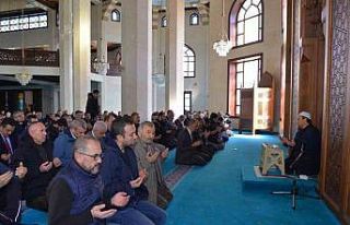 Depremde hayatını kaybedenler için Ahi Evran Üniversitesi’nde...