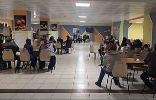 Depremde hayatını kaybedenler için Kur’an-ı...