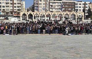 Depremde vefat edenler için Şanlıurfa’da gıyabi...