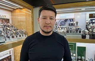 Depremden dolayı iptal olan Sevgililer Günü kutlamaları...