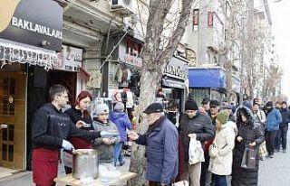 Depremlerde hayatını kaybedenler için 10 bin kişilik...