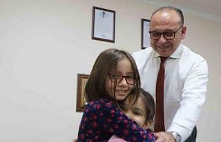Depremzede aileyi duygulandıran buluşma