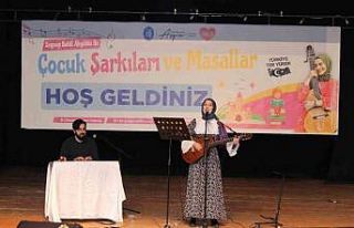 Depremzede çocuklar için “çocuk şarkıları...