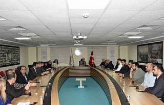 Depremzedeler için verilen sağlık hizmetleri değerlendirildi