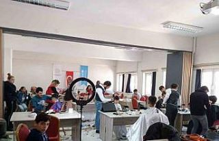 Depremzedelere kuaförlük hizmeti