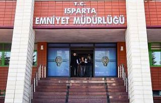 Depremzedeleri sahte kiralık ev ilanıyla dolandıran...