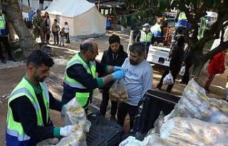 Depremzedenin meyve-sebzesi Bursa’dan