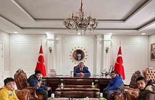 Digorlu öğrenciler anlamlı bağış: “Empati...