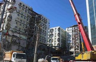 Diyarbakır depreminde 3 avukat hayatını kaybetti