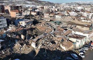 Doğanşehir’de yaralar sarılıyor