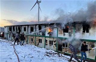Dumlupınar’da rüzgar enerji santralinde yangın