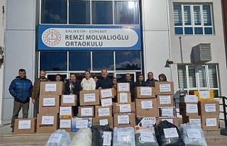 Edremit’te okullar deprem yardım çalışmalarına...