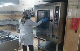 Eğirdir’de “Ücretsiz Yemek” uygulamasından...