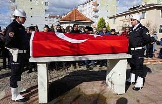Emekli emniyet müdürü törenle son yolculuğuna...