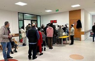 Engelsiz yaşam merkezinde depremzedeler için çalışmalar...