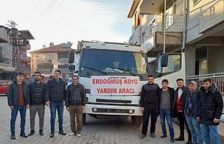 Erdoğmuş köyünden depremzedelere bir kamyon insani...