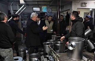 Erzincan esnafı da depremzedeler için tek yürek...