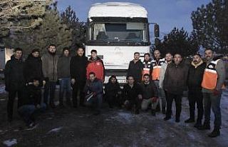 Erzincanlı Şavaklı gençlerden depremzedelere 517...