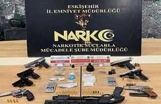 Eskişehir’de 4 torbacı yakalandı