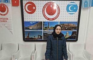Eskişehir’de Iraklı genç kumbarası depremzedelere...