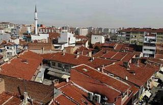 Eskişehirli esnafların bazıları depremzedelere...