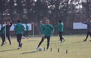 Ezeli rakipler bu maçta tek yürek olacak