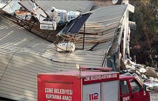 Ezine Belediye Başkanı Güray Yüksel deprem bölgesinde