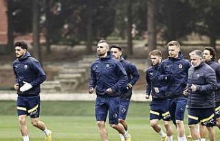 Fenerbahçe, Kayserispor maçı hazırlıklarını...