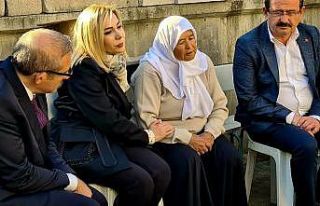 Fethiyeli Sağlık Memurunun Ailesine Taziye Ziyareti