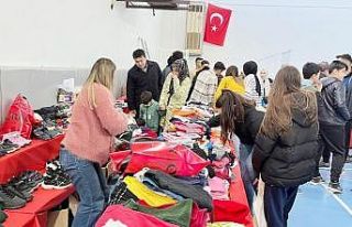 Gazipaşa’da depremzedeler için ’sosyal market’