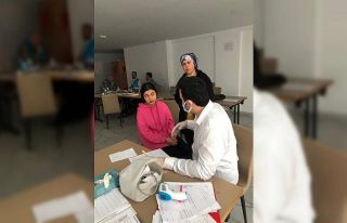 Gazipaşa’da depremzedelere yerinde sağlık hizmeti